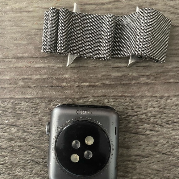 iPhone watch series 1 - Picture 2 of 2